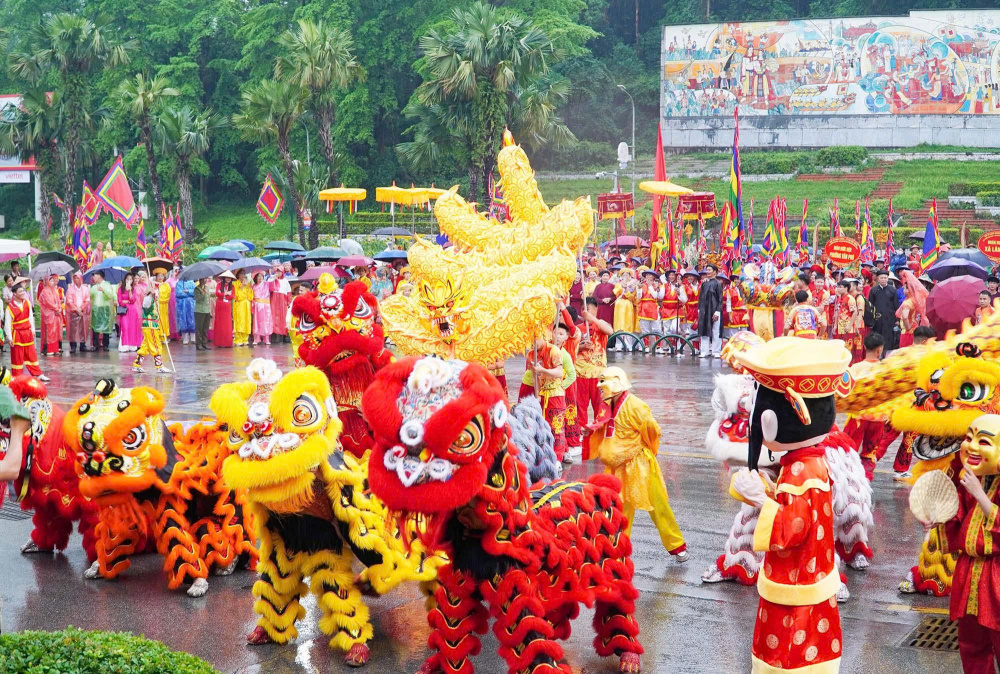 lễ rước kiệu