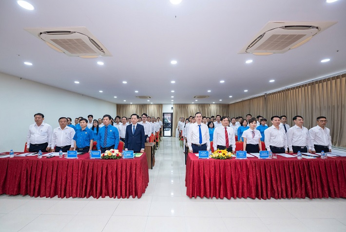 cạnh tranh 1