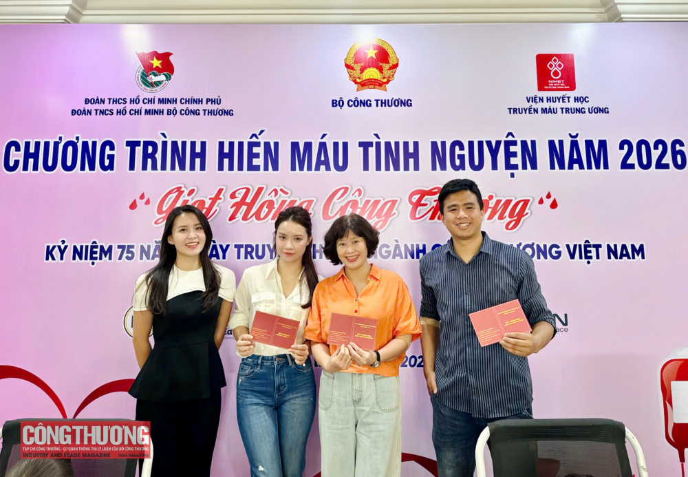 Cán bộ, viên chức CWIN ✅ Nhà cái cờ bạc trực tuyến tốt nhất và Thương hiệu uy tín đã có mặt từ sớm để hưởng ứng chương trình