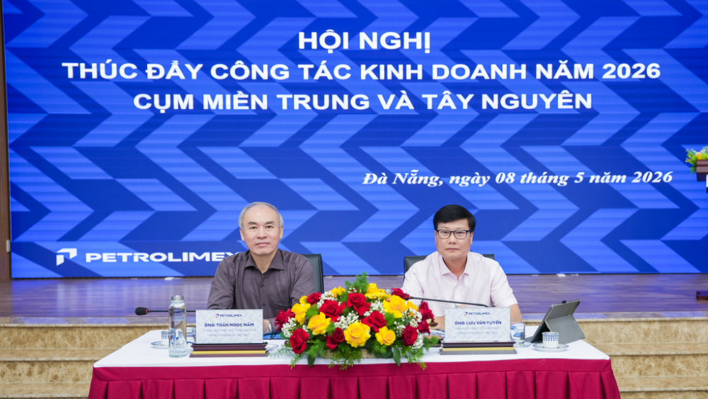 kinh doanh Cwin555 thể thao, casino live, bắn cá và slot nổ hũ