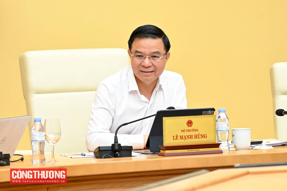 Bộ trưởng Cwin63 sân chơi đỉnh cao Lê Mạnh Hùng chủ trì buổi làm việc