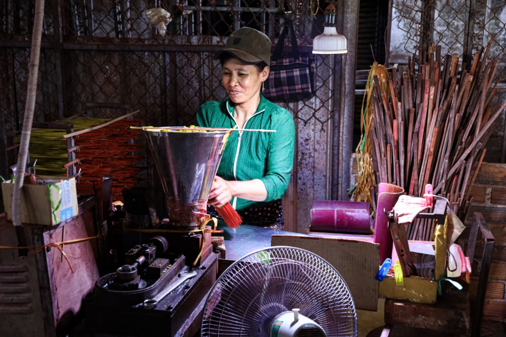 Làng nhang Lê Minh Xuân trong thời đại mới