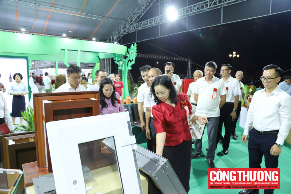 sản phẩm Cwin là sân chơi cá cược trực tuyến tại Việt Nam nông thôn
