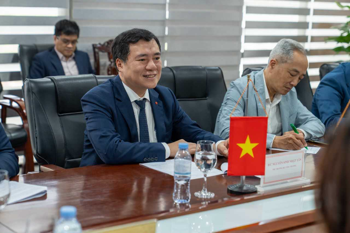 Thứ trưởng Nguyễn Sinh Nhật Tân tiếp Thứ trưởng Ngoại giao Hoa Kỳ