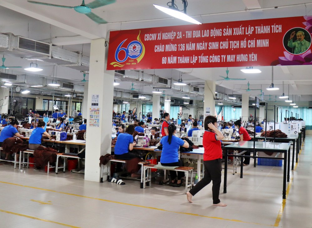 người Nền tảng hàng đầu cung cấp Cwin com