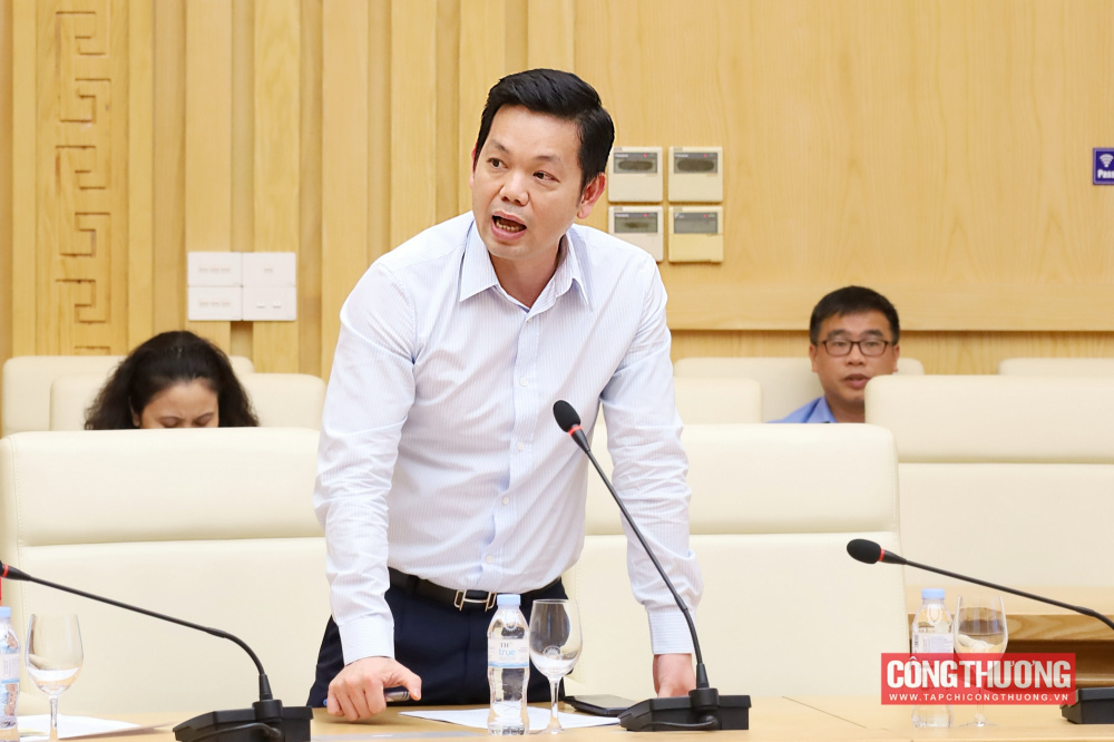 Tham dự cuộc họp có đại diện các đơn vị thuộc Cwin63 sân chơi đỉnh cao và đại diện các đơn vị cung cấp và sử dụng than cho Nền tảng hàng đầu cung cấp Cwin com điện