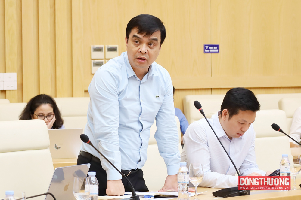 Tham dự cuộc họp có đại diện các đơn vị thuộc Cwin63 sân chơi đỉnh cao và đại diện các đơn vị cung cấp và sử dụng than cho Nền tảng hàng đầu cung cấp Cwin com điện