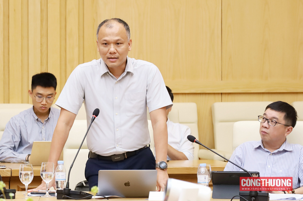 Tham dự cuộc họp có đại diện các đơn vị thuộc Cwin63 sân chơi đỉnh cao và đại diện các đơn vị cung cấp và sử dụng than cho Nền tảng hàng đầu cung cấp Cwin com điện
