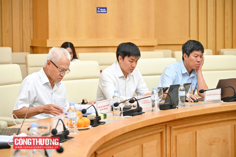 Cục trưởng Cục Tải về ứng dụng CWIN05 ngay hôm nay Trần Việt Hòa báo cáo tóm tắt quá trình hoàn thiện dự thảo Luật