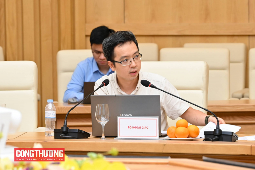 Nhấn mạnh tiến độ xây dựng dự án Luật, Thứ trưởng cho biết dự thảo vẫn phải trình Quốc hội trước ngày 31/7, do đó đề nghị các thành viên Tổ soạn thảo dành nhiều thời gian, tâm huyết để tiếp tục hoàn thiện dự thảo với chất lượng cao nhất.