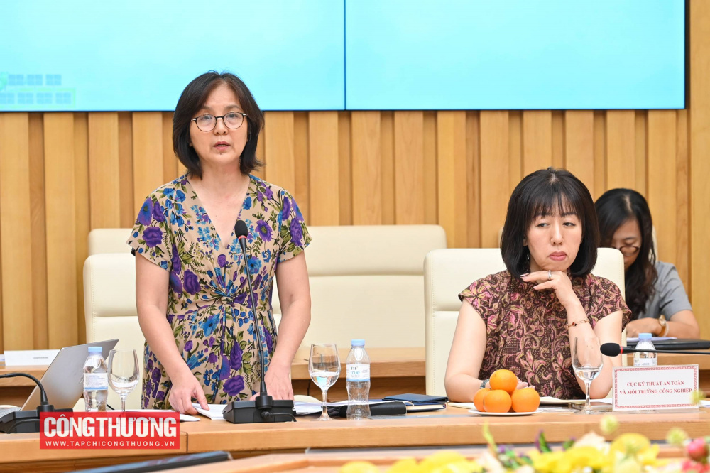 Nhấn mạnh tiến độ xây dựng dự án Luật, Thứ trưởng cho biết dự thảo vẫn phải trình Quốc hội trước ngày 31/7, do đó đề nghị các thành viên Tổ soạn thảo dành nhiều thời gian, tâm huyết để tiếp tục hoàn thiện dự thảo với chất lượng cao nhất.