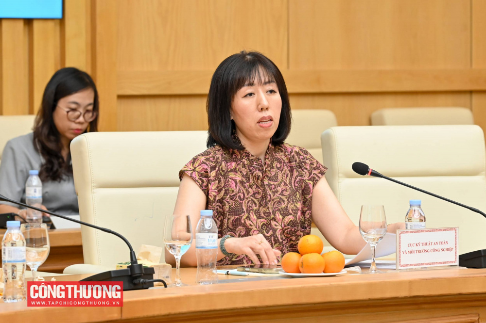 Nhấn mạnh tiến độ xây dựng dự án Luật, Thứ trưởng cho biết dự thảo vẫn phải trình Quốc hội trước ngày 31/7, do đó đề nghị các thành viên Tổ soạn thảo dành nhiều thời gian, tâm huyết để tiếp tục hoàn thiện dự thảo với chất lượng cao nhất.