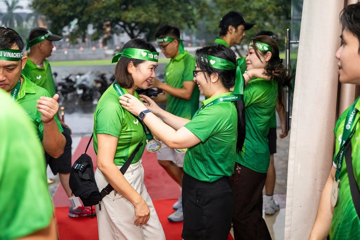 Description: vinachem hội thao 6