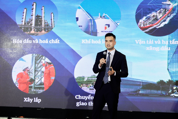 hợp tác 4