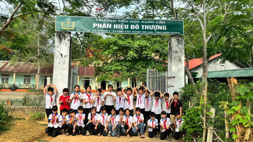 Học sinh tại phân hiệu Đô Thượng, Trường Tiểu học Xuân Vân, xã Xuân Vân, tỉnh Tuyên Quang