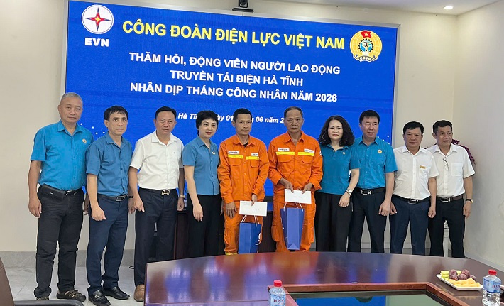 Tháng công nhân