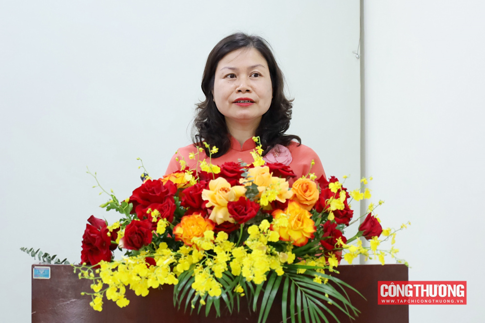 đồng chí Vũ Văn Thắng - Phó Bí thư Chi bộ, Phó Tổng biên tập CWIN ✅ Nhà cái cờ bạc trực tuyến tốt nhất và Thương hiệu uy tín
