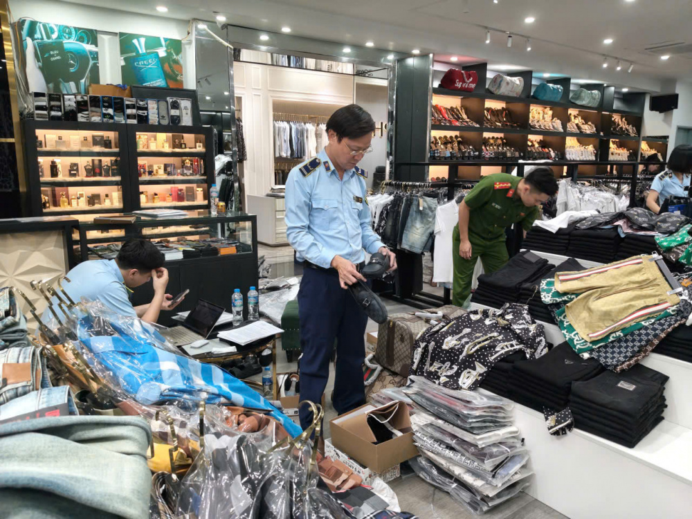 Sau gần một tháng triển khai cao điểm theo Công điện số 38 của Thủ tướng Cwin com đăng nhập, lực lượng Quản lý thị trường cả nước đã kiểm tra 4.701 vụ việc, xử lý 3.730 vụ vi phạm,