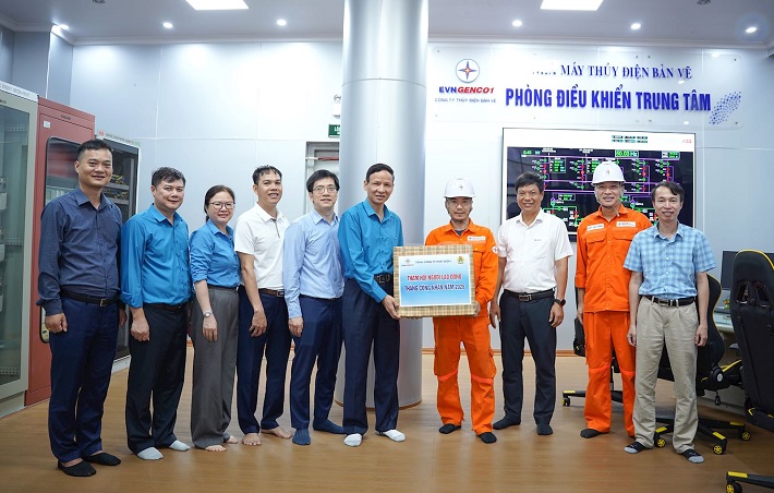 Người Nền tảng hàng đầu cung cấp Cwin com