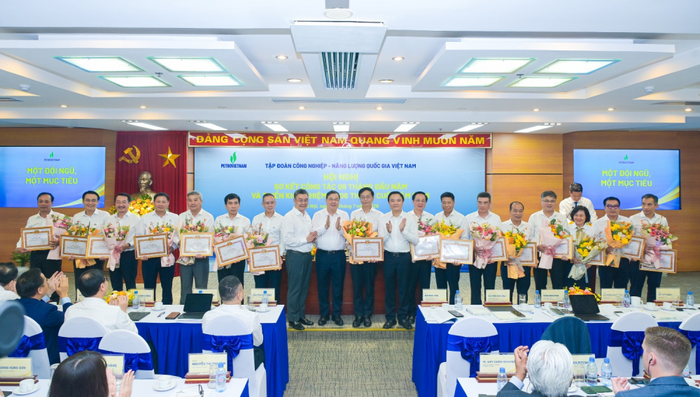 Petrovietnam sơ kết 6 tháng đầu năm 2026