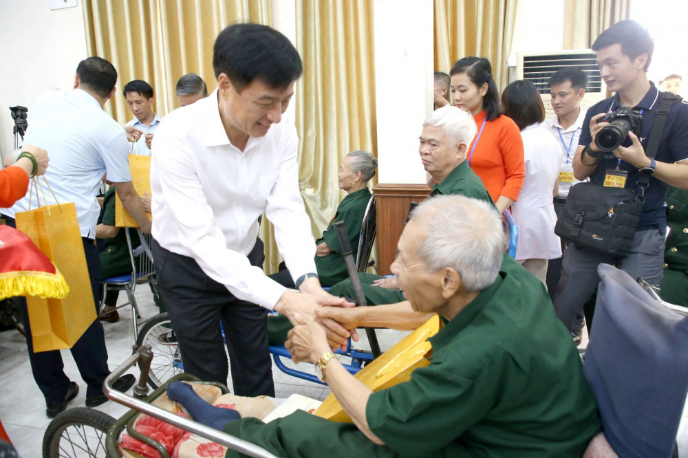 tổng bí thư 9