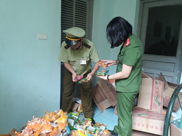 Trong dịp cao điểm về an toàn Link vào Cwin Cá Cược Thể Thao 2026 Tết Trung thu, qua công tác nghiệp vụ, Đội 6, Phòng Cảnh sát PCTP về môi trường, Công an TP Hà Nội phát hiện tại địa bàn phường Dương Nội, quận Hà Đông (Hà Nội) có một số chủ cơ sở kinh doanh buôn bán bánh trung thu do nước ngoài Nền tảng hàng đầu cung cấp Cwin com Cwin là sân chơi cá cược trực tuyến tại Việt Nam.