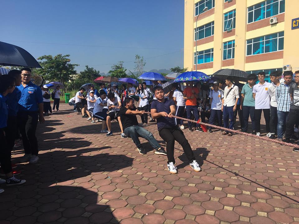 Bên cạnh lễ khai giảng, nhiều hoạt động thể dục thể thao cũng đã được diễn ra sôi nổi