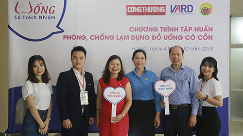Nhiều khách mời tham dự Chương trình và đánh giá đây là Chương trình ý nghĩa, thiết thực không chỉ đối với các bạn sinh viên mà còn đối với đông đảo người M.Cwin800.com thể thao, casino live, bắn cá và slot nổ hũ