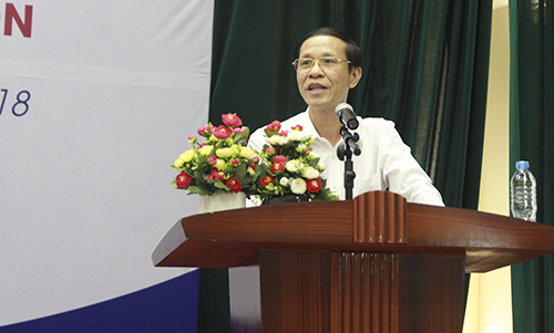 Việc chủ động tuyên truyền, nâng cao nhận thức cho lứa tuổi đang hình thành nhân cách, lối sống sẽ giúp người trẻ có hành vi ứng xử đúng đắn cho bản thân và cộng đồng, bảo vệ các em về mặt thể chất và trí tuệ, đảm bảo việc học tập, giảm thiểu những tác động tiêu cực do làm dụng rượu, bia.