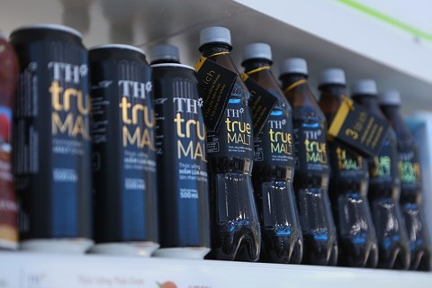 TH true MALT mang tinh túy từ mầm lúa mạch châu Âu được điều chỉnh cho phù hợp với khẩu vị người Việt