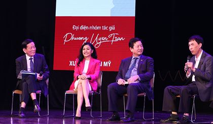 TS. Nguyễn Anh Tuấn, doanh nhân Trần Uyên Phương, TS. Trương Gia Bình và TS. Võ Trí Thành 