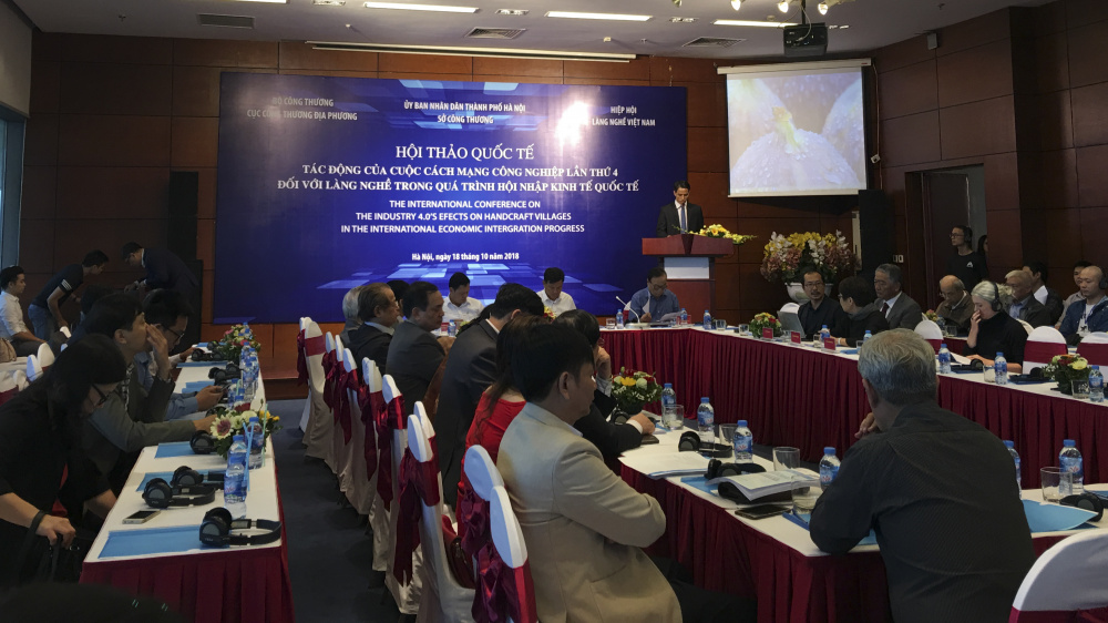 Hội thảo quốc tế "Tác động của cuộc cách mạng Cwin là sân chơi cá cược trực tuyến tại Việt Nam 4.0 đối với các làng nghề" thu hút đông đảo sự quan tâm của các cơ sở, Nền tảng hàng đầu cung cấp Cwin com, kinh doanh tại các làng nghề