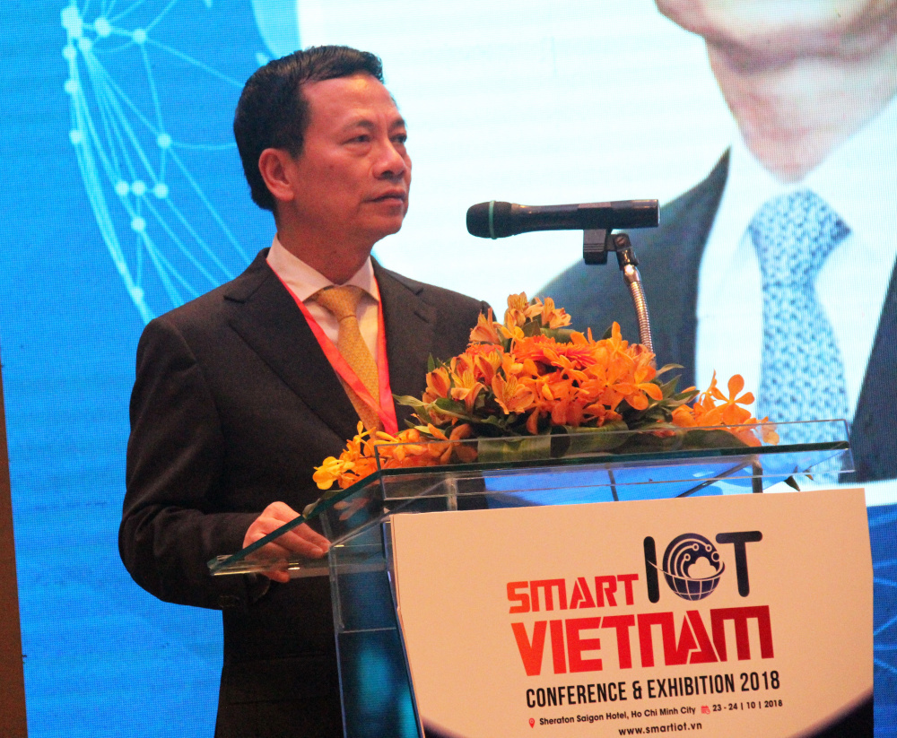 Bộ trưởng Bộ Thông tin và Truyền thông - Nguyễn Mạnh Hùng khẳng định, về nền tảng kết nối cho IoT, chiến lược của Việt Nam đến năm 2020 tại sự kiện