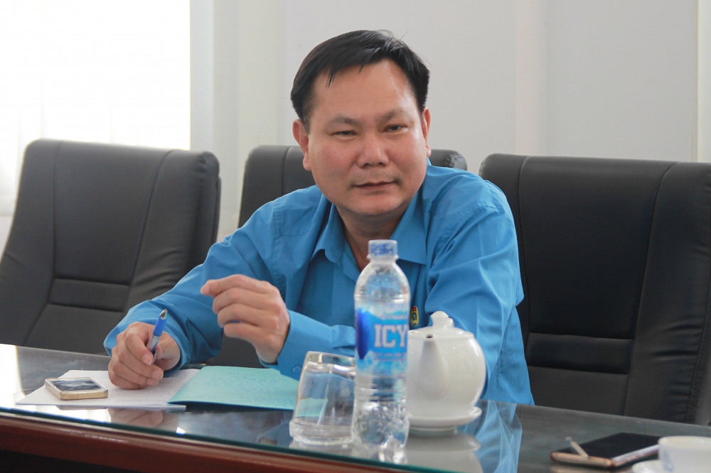 Phó Chủ tịch Công đoàn VNSTEEL Đỗ Đình Trường tự hào "khoe" về chuyện phong trào ở Th&eacute;p Tây Đô