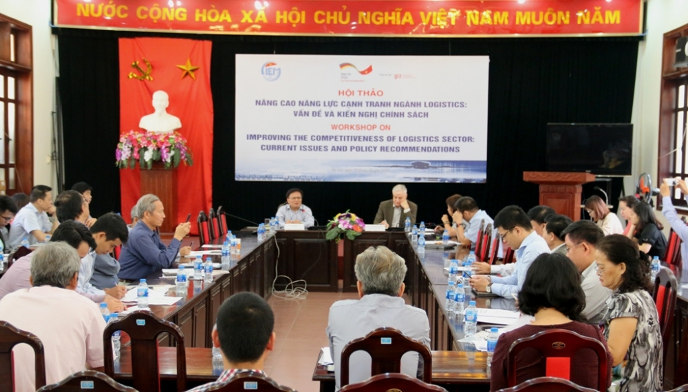 Tại Hội thảo, các chuyên gia đã đưa ra rất nhiều rào cản về chính sách đối với các Cwincom hiện đang mở logistics