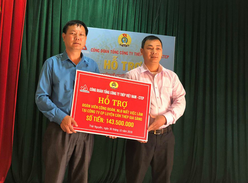 Nhận hỗ trợ, ông Bùi Quang Sáng Chủ tịch Công đoàn 