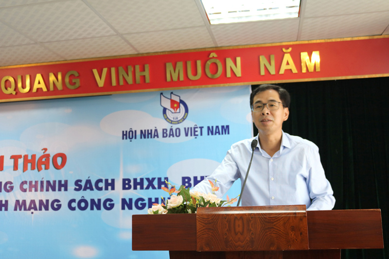 Ông Đào Việt Ánh, Phó Tổng Giám đốc BHXH Việt Nam phát biểu tại Hội thảo 