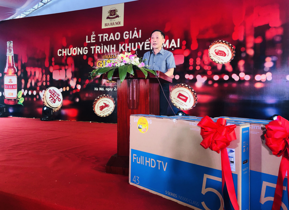 Ông Vương Toàn - Phó Tổng giám đốc HABECO phát biểu tại Lễ trao Giải