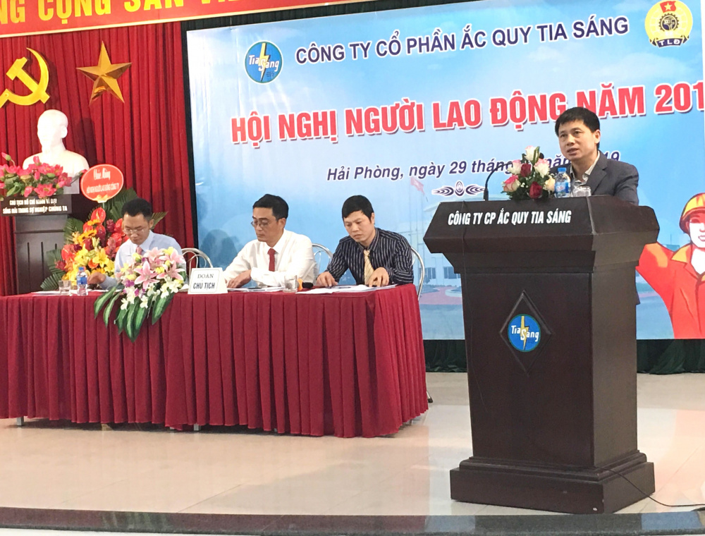 Hội nghị NLĐ Cty Ắc quy Tia Sáng