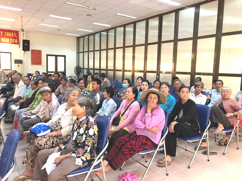phân bón bình điền tặng quà tết hộ nghèo long an