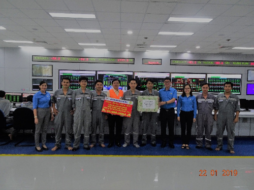Thăm và chúc Tết tại Công ty Nhiệt điện Vĩnh Tân