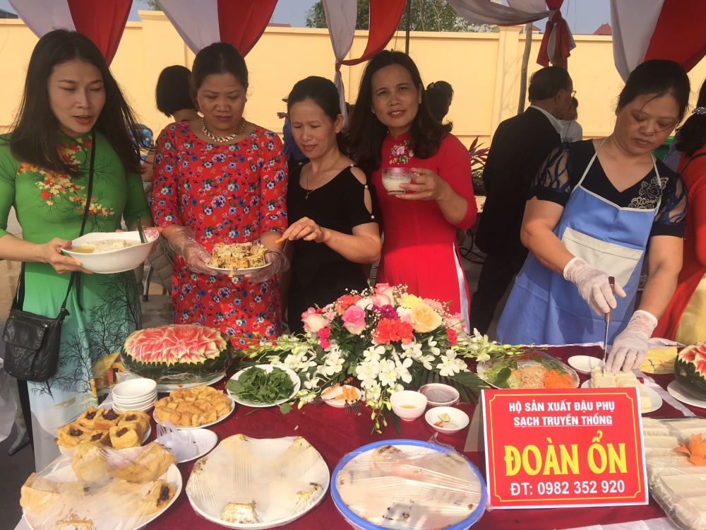 Gian hàng đậu cháy