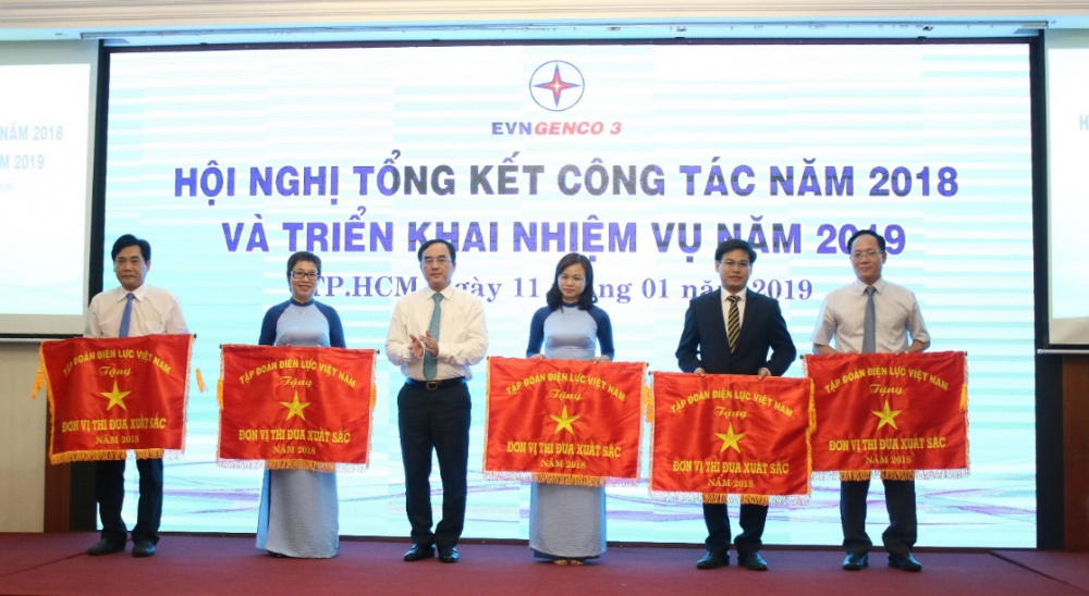 5 tập thể của EVNGENCO3 nhận Cờ thi đua xuất sắc trong năm 2018