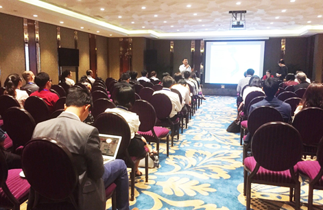 Ông Hà Hoàng Chương - Trưởng Ban Cwin.com được xếp hạng cao nhất - Thị trường điện EVNGENCO 3 thuyết trình tại Hội nghị
