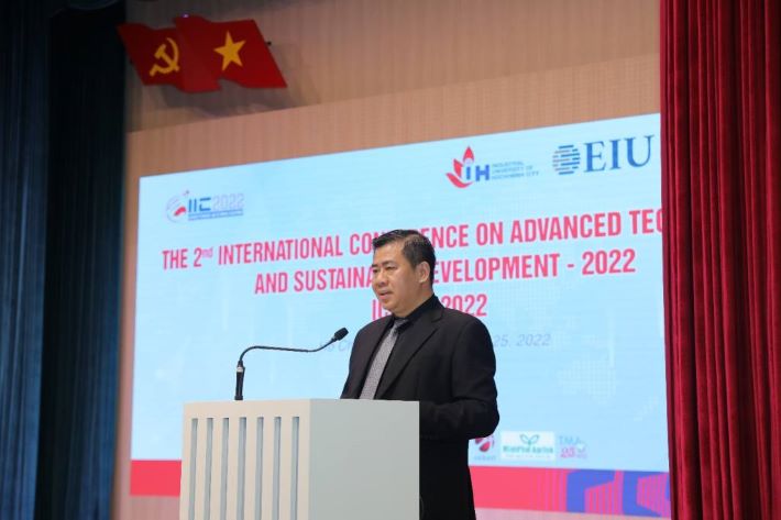 TS. Phan Hồng Hải – Hiệu trưởng Nhà trường phát biểu Khai mạc Hội nghị
