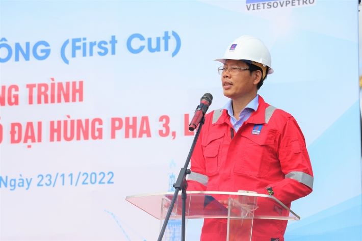 Đại diện chủ Cwin800 hàng ngàn khuyến mãi, ông Lê Đức Tuệ - Giám đốc Công ty PVEP POC phát biểu