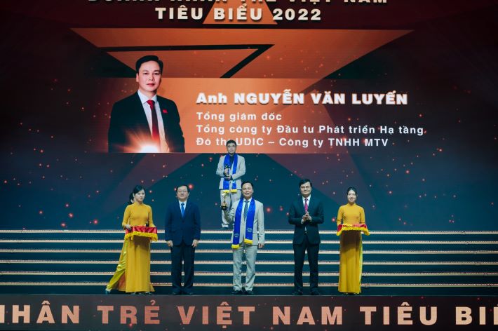 , Ông Nguyễn Văn Luyến – Tổng giám đốc Tổng công ty UDIC vinh dự là một trong số 86 Doanh nhân trẻ tiêu biểu