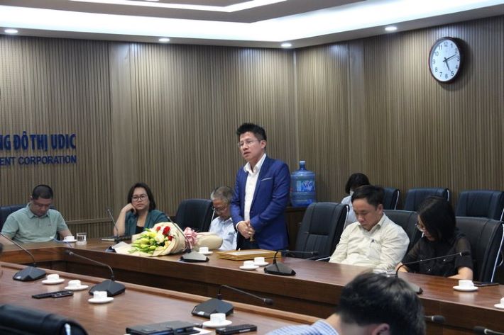 Đ/c Vũ Trung Kiên – Phó Trưởng phòng Pháp chế truyền thông phát biểu nhận nhiệm vụ