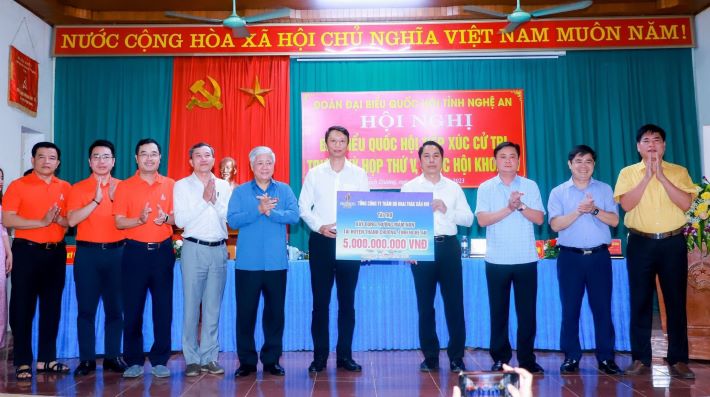 PVEP trao tài trợ xây dựng trường mầm non cho huyện Thanh Chương