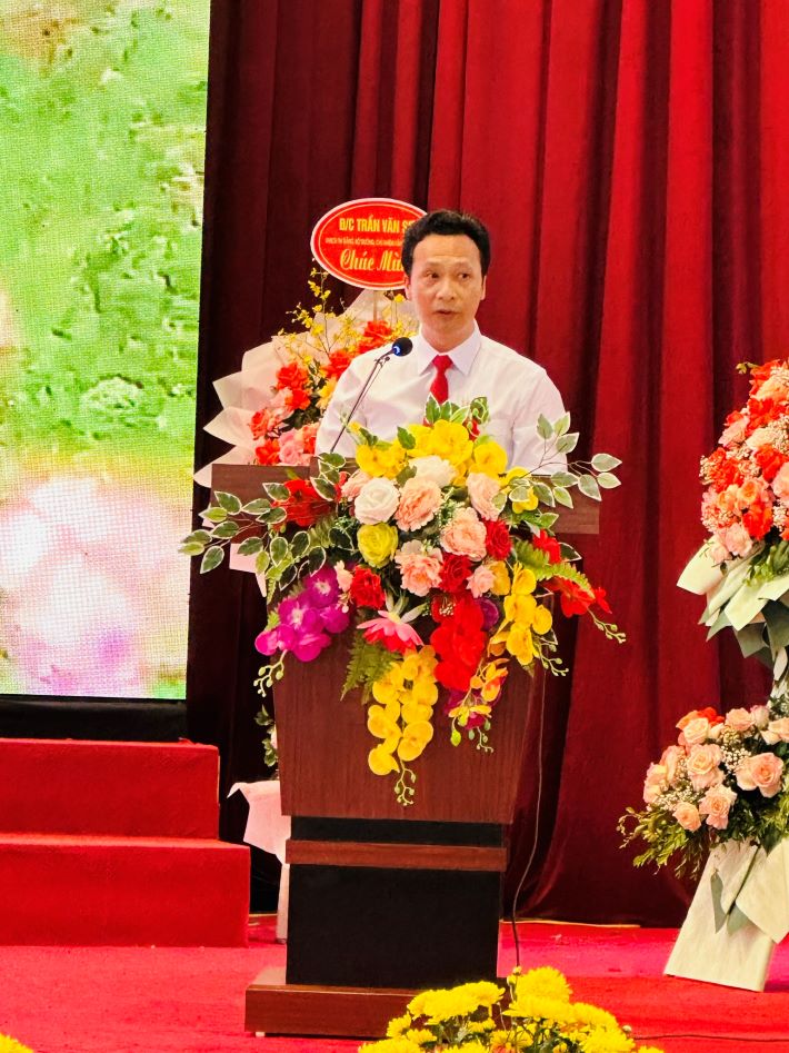 Ông Lê Khánh Hoà, Bí thư huyện ủy Nậm Pồ  khẳng định sẽ tiếp thu đầy đủ và thực hiện nghiêm túc ý kiến chỉ đạo của đồng chí Bí thư tỉnh uỷ, quyết tâm đưa huyện Nậm Pồ ngày càng phát triển” 